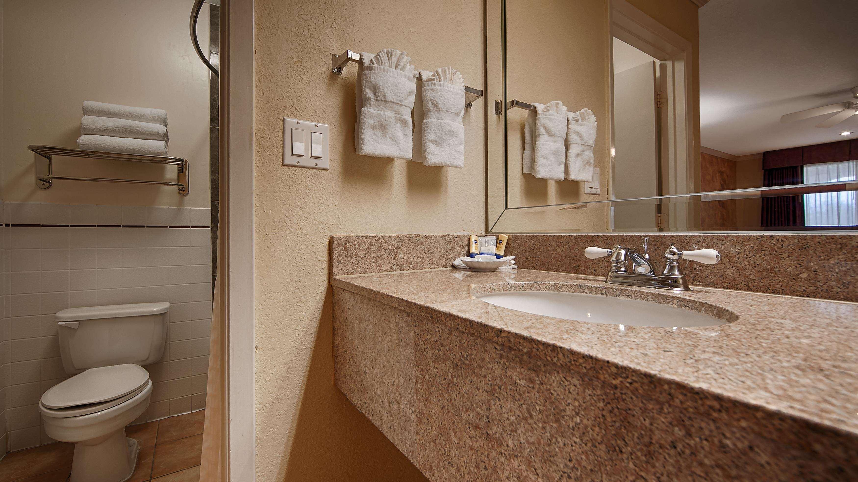 Best Western Pearland Inn Buitenkant foto