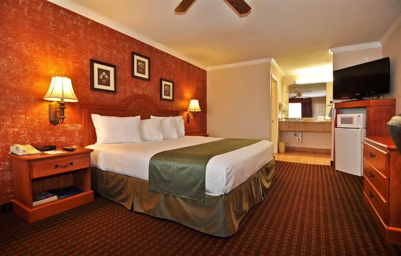 Best Western Pearland Inn Buitenkant foto