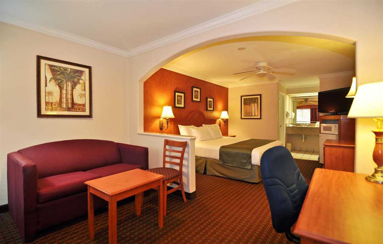 Best Western Pearland Inn Buitenkant foto