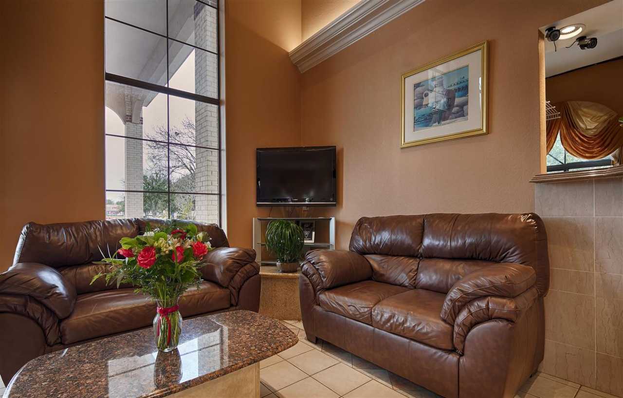 Best Western Pearland Inn Buitenkant foto